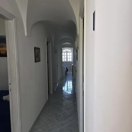 A Varca Ra Neve * Capri